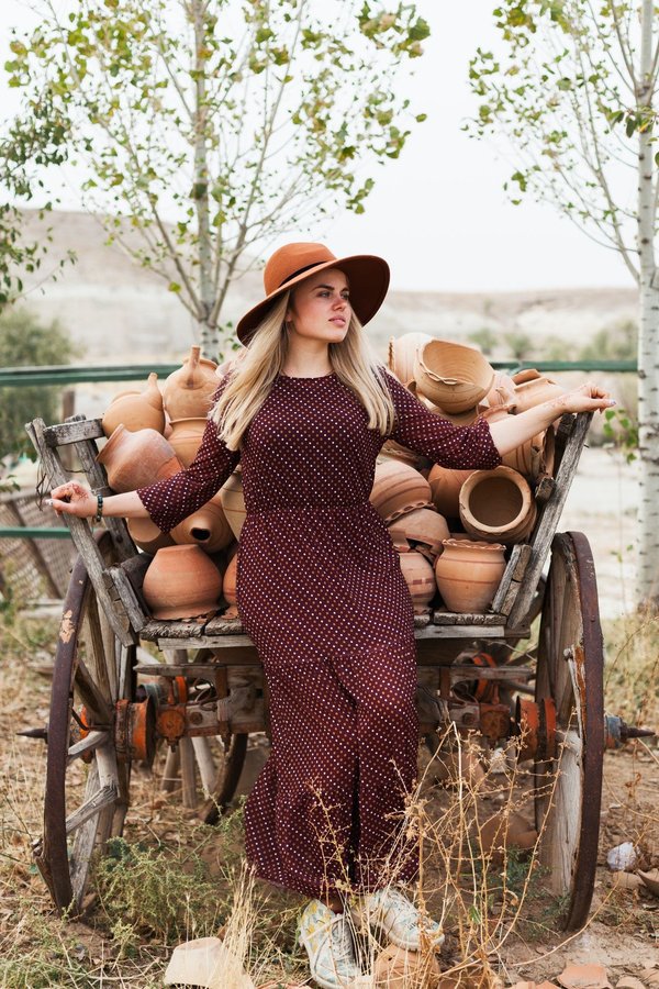 L’élégance intemporelle de la robe Terracotta pour tous les styles !